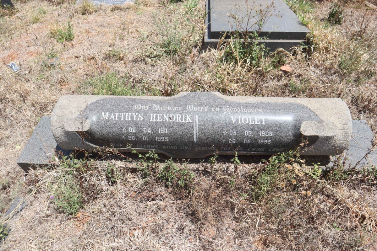 ? Matthys Hendrik 1911-1995 & Violet 1908-1995