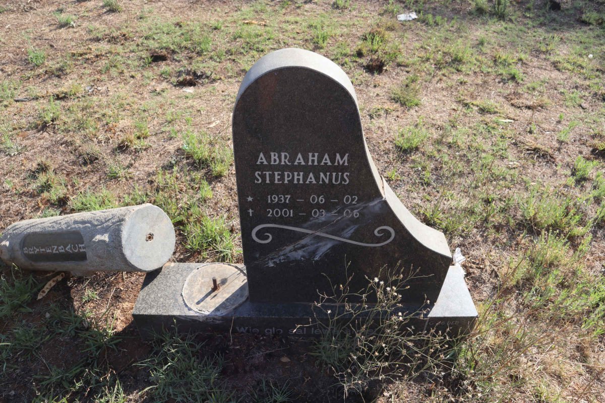BREYTENBACH Abraham Stephanus 1937-2001_2