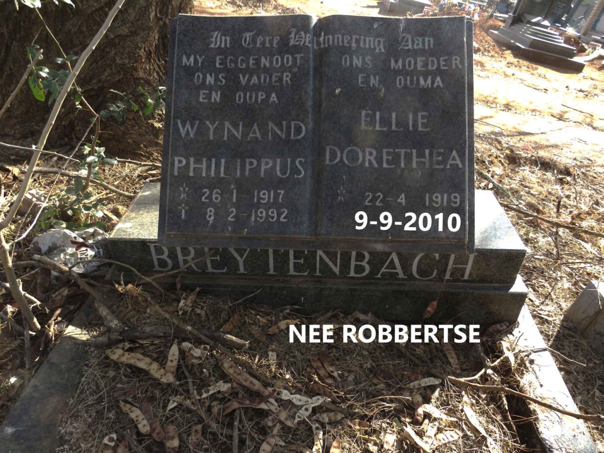 BREYTENBACH Wynand Philippus 1917-1992 & Ellie Dorethea ROBBERTSE 1919-2010