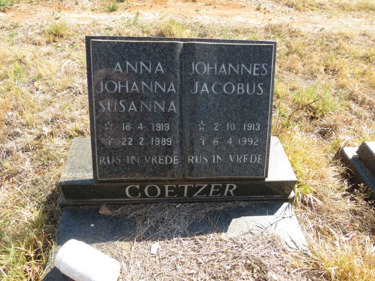 COETZER Johannes Jacobus 1913-1992 & Anna Johanna Susanna 1919-1989