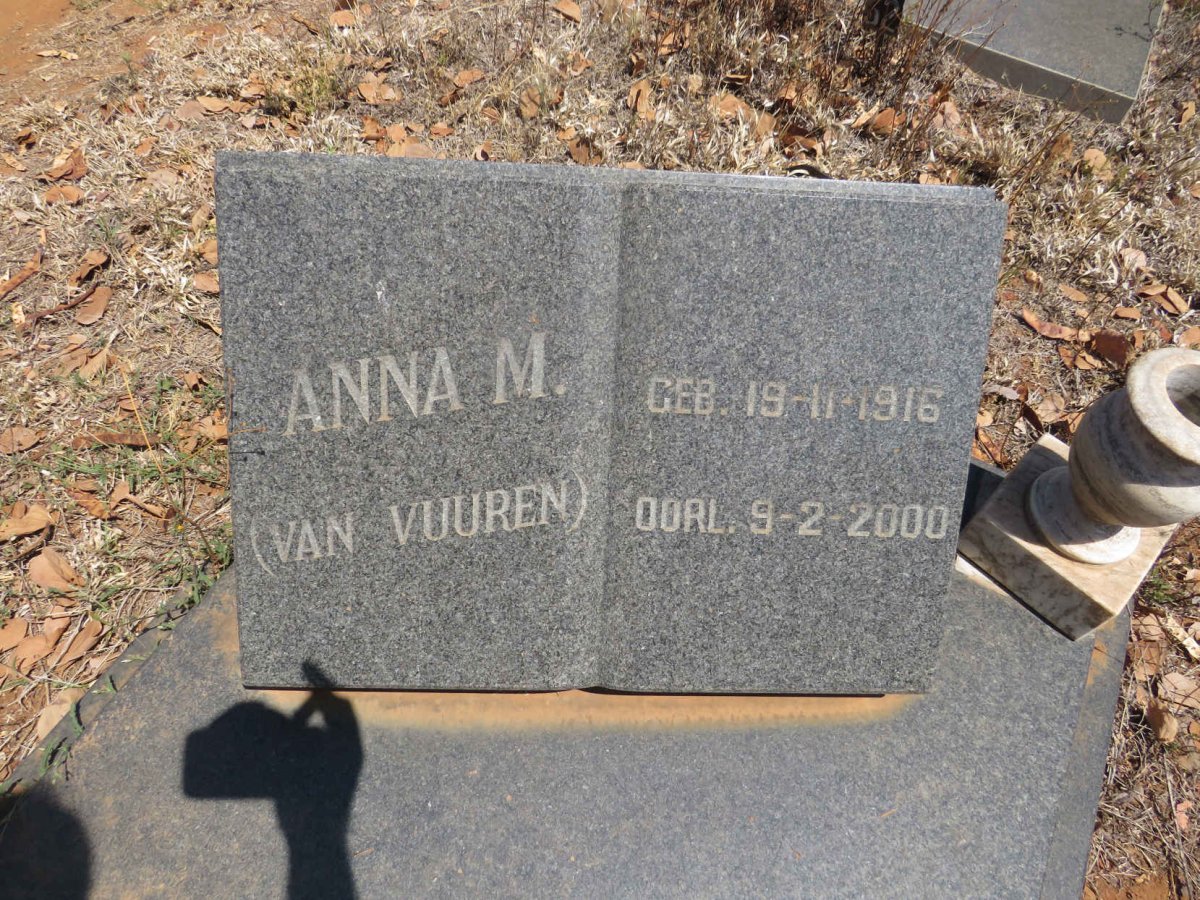 DYK Anna M., van nee VAN VUUREN 1916-2000_2