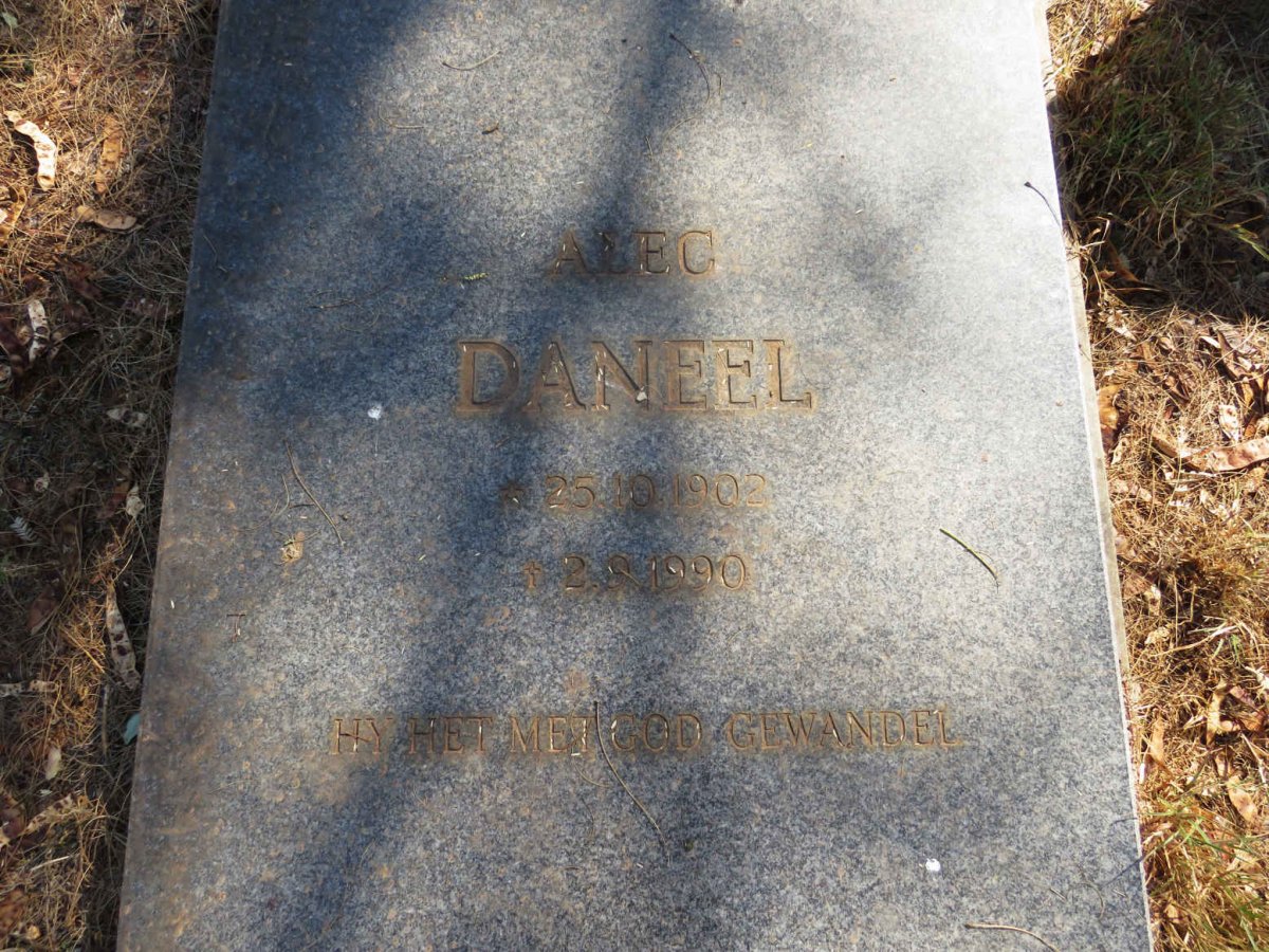 DANEEL Alec 1902-1990