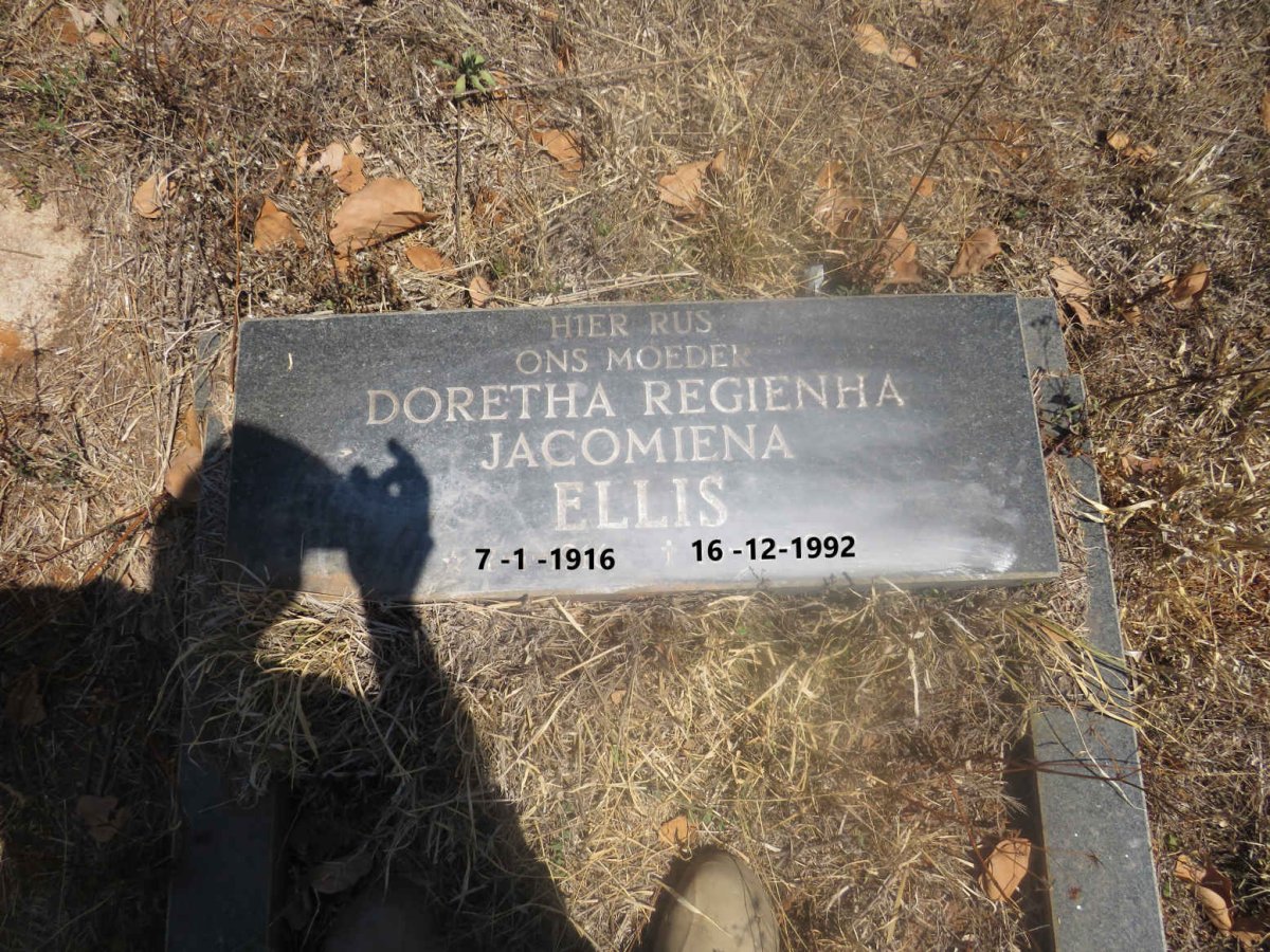 ELLIS Doretha Regienha Jacomiena 1916-1992
