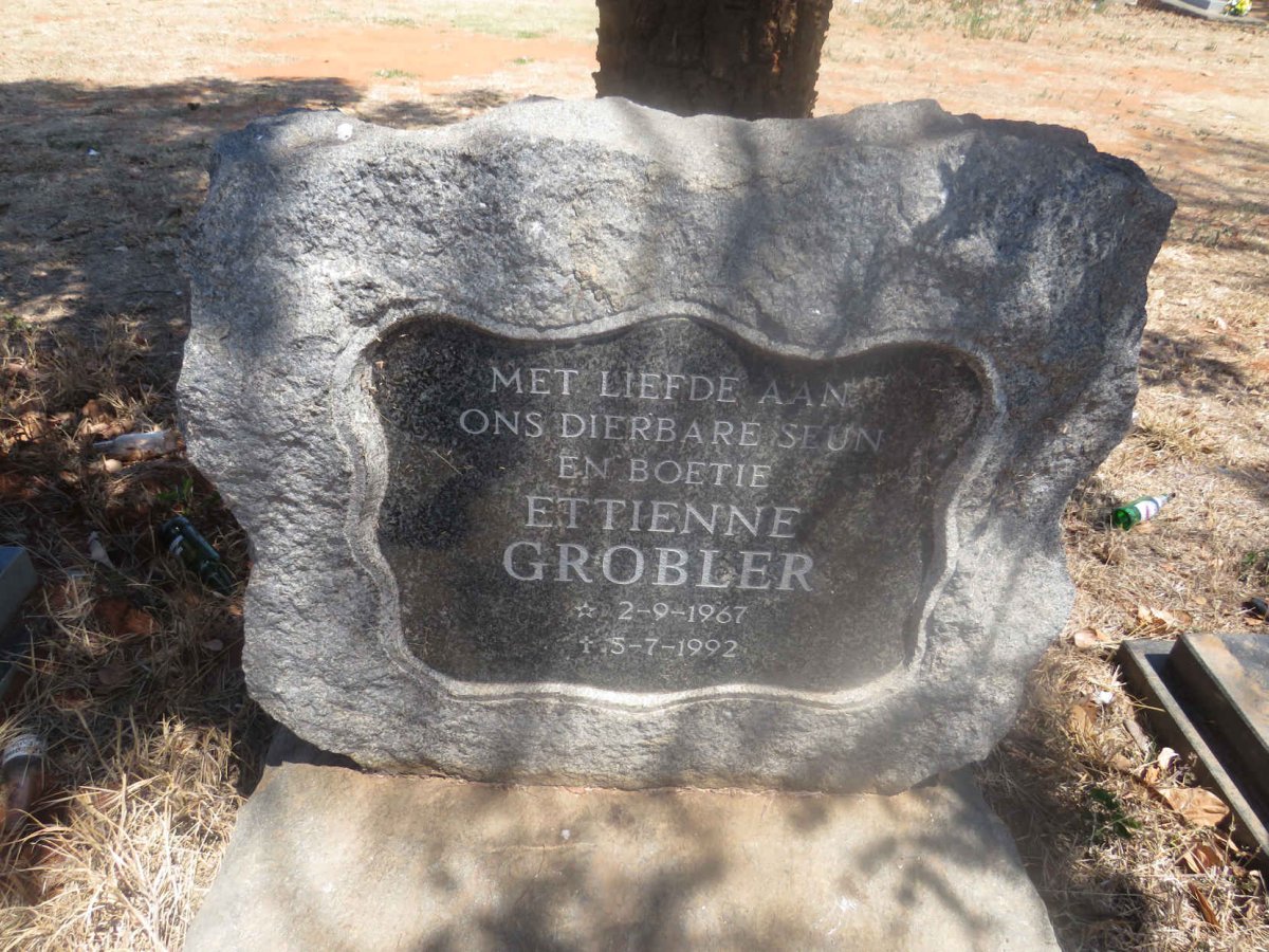 GROBLER Ettienne 1967-1992