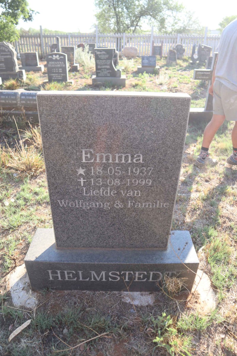 HELMSTEDT Emma 1937-1999