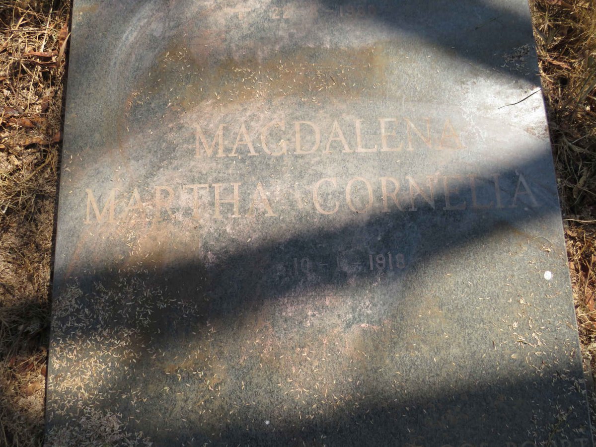 JOUBERT Petrus Jacobus 1903-1988 & Magdalena Martha Cornelia 1918- _3