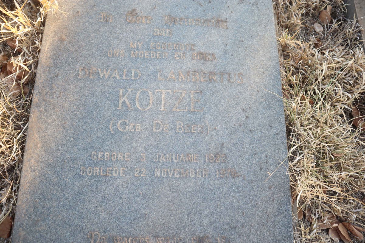KOTZE Dewald Lambertus nee DE BEER 1922-1976