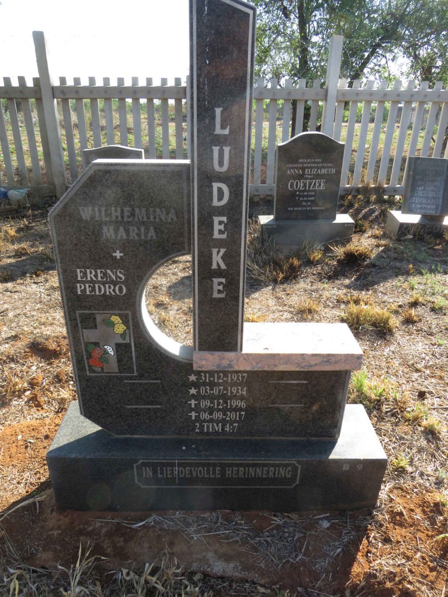 LUDEKE Erens Pedro 1934-2017 & Wilhemina Maria 1937-1996