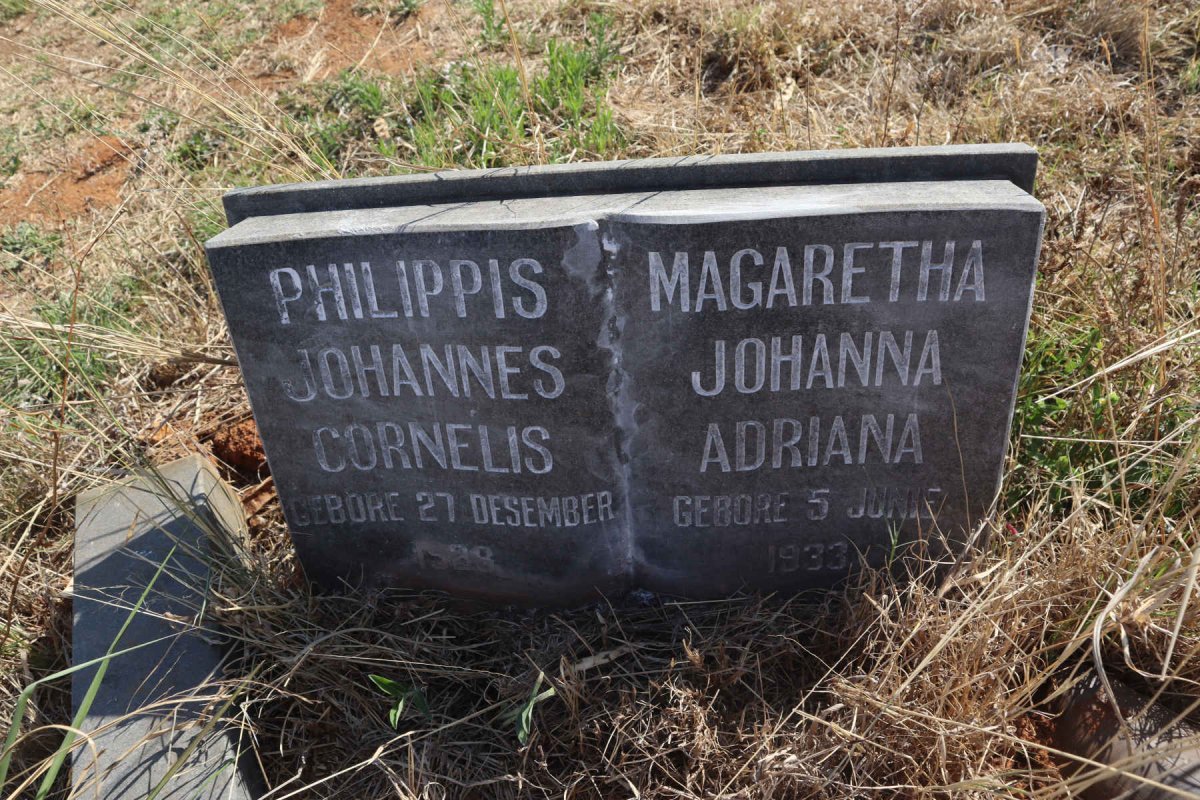 LOTTERING Philippis Johannes Cornelis 1938- & Magaretha Johanna Adriana 1933-_1