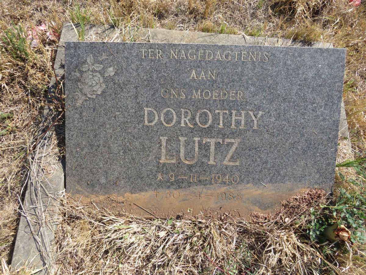 LUTZ Dorothy 1940-1988