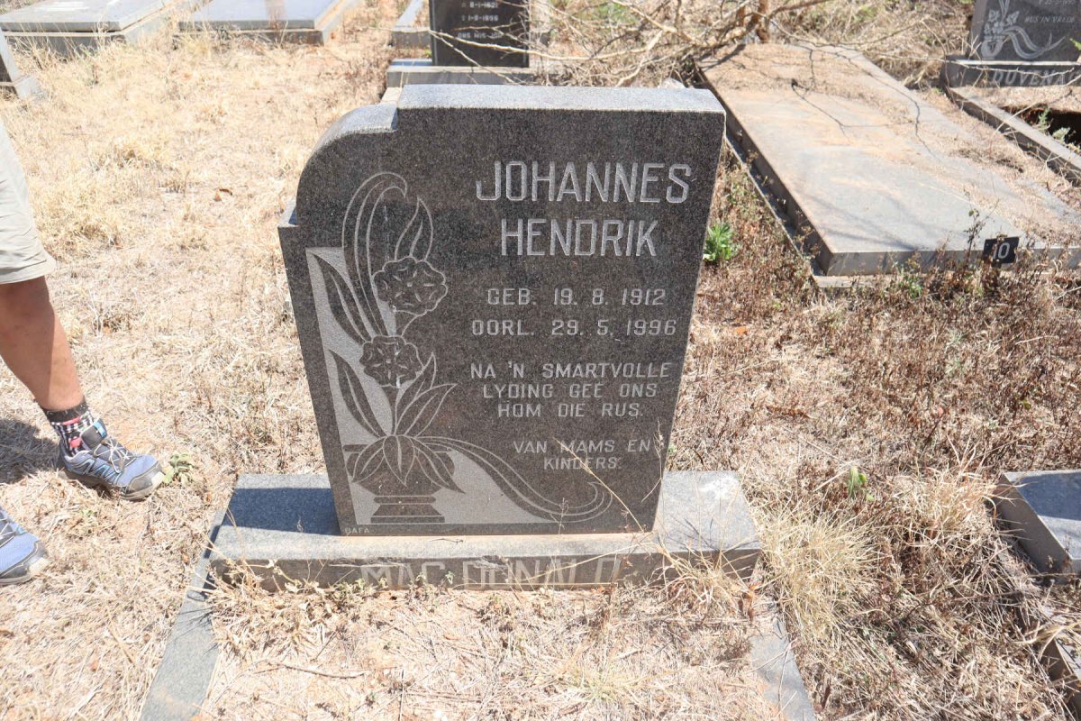 MACDONALD Johannes Hendrik 1912-1996