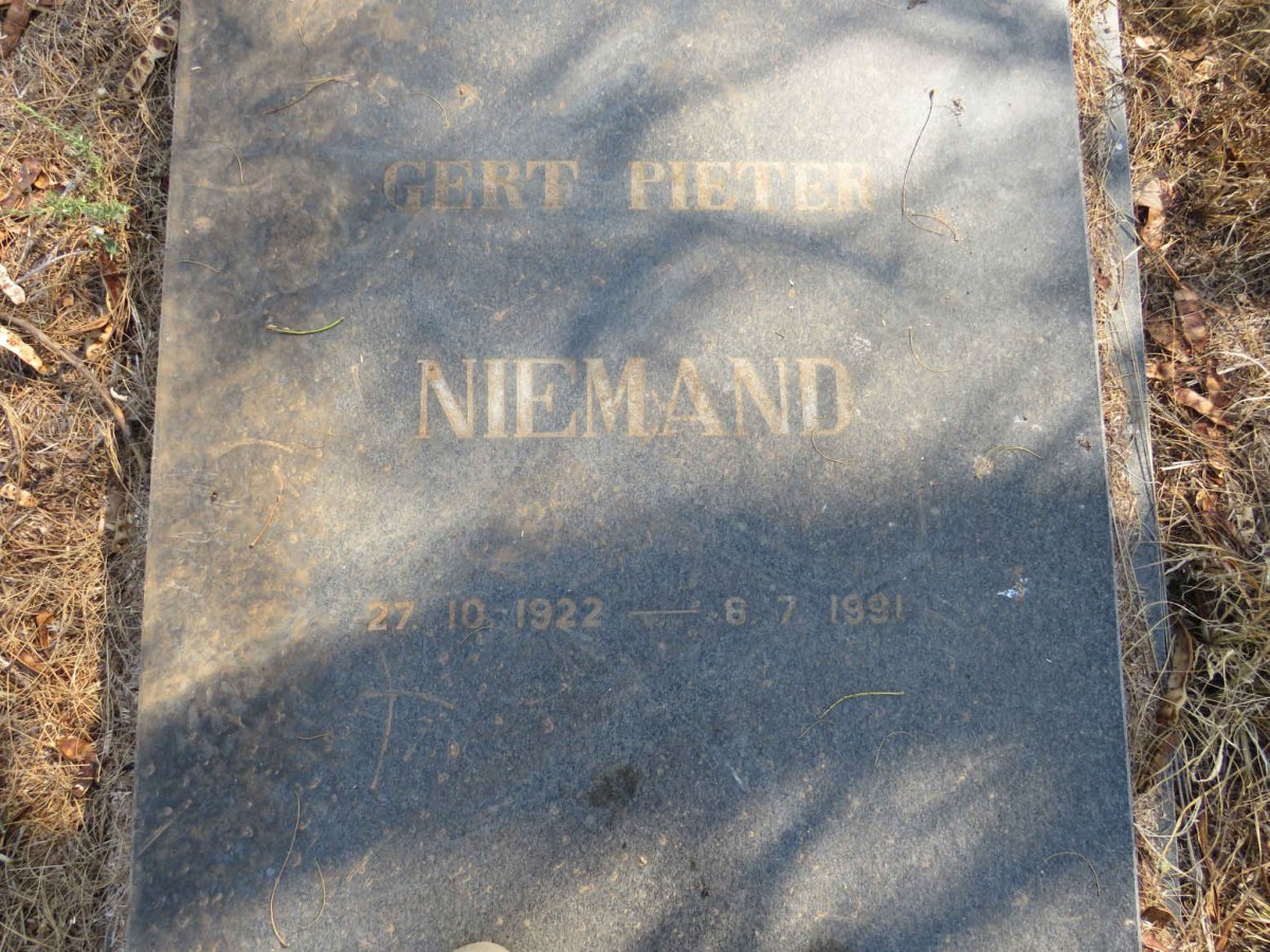 NIEMAND Gert Pieter 1922-1991