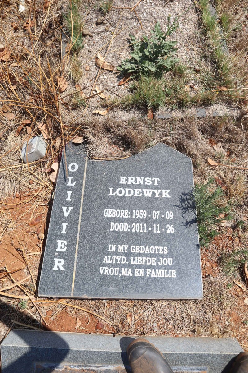 OLIVIER Ernst Lodewyk 1959-2011