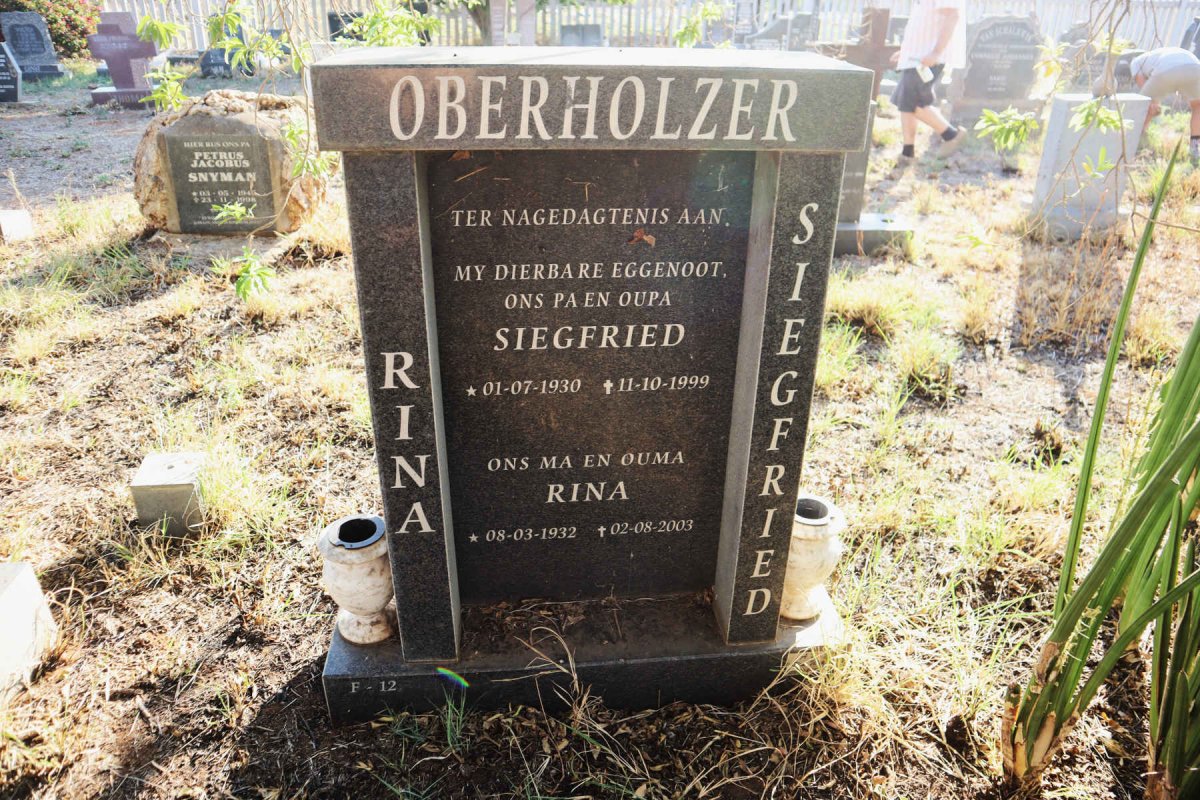OBERHOLZER Siegfried 1930-1999 & Rina 1932-2003