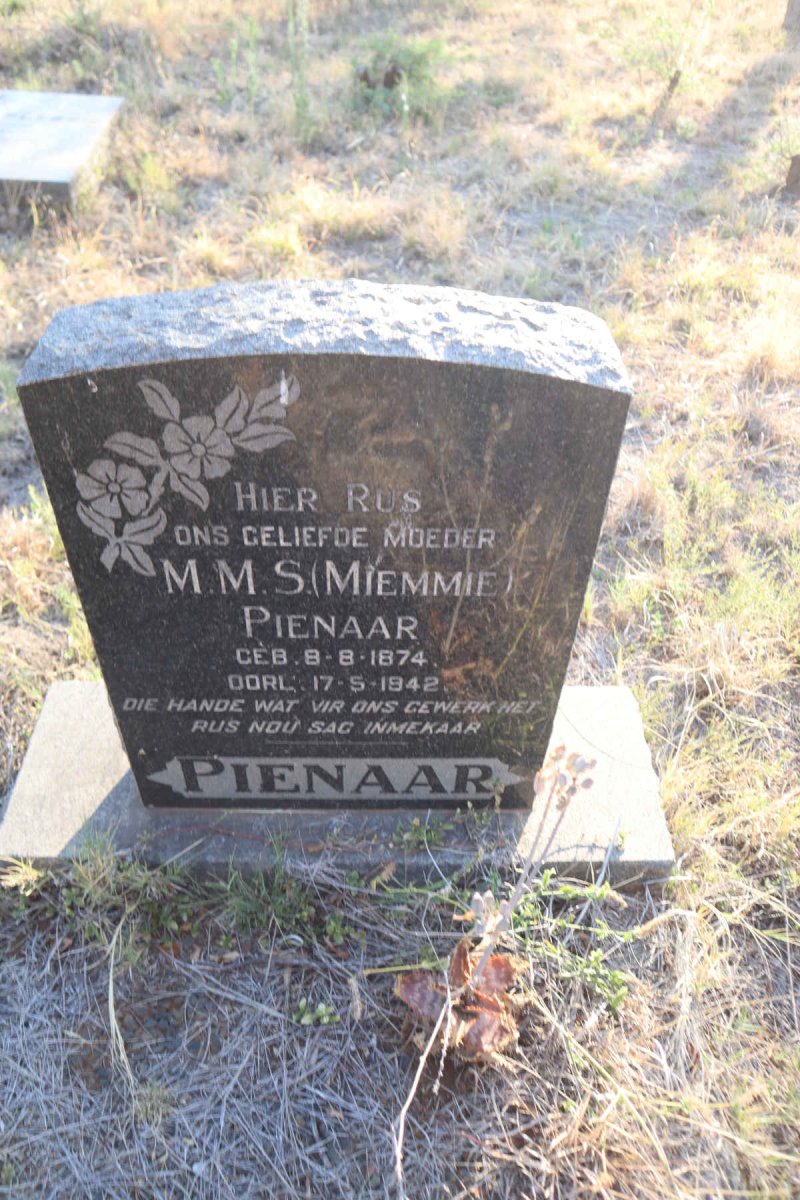 PIENAAR M.M.S. 1874-1942
