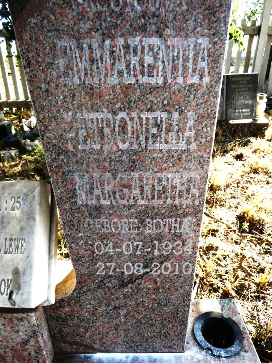 PLESSIS Barend Johannes, du 1930-1997 & Emmarentia Petronella Margaretha BOTHA 1934-2010 _2