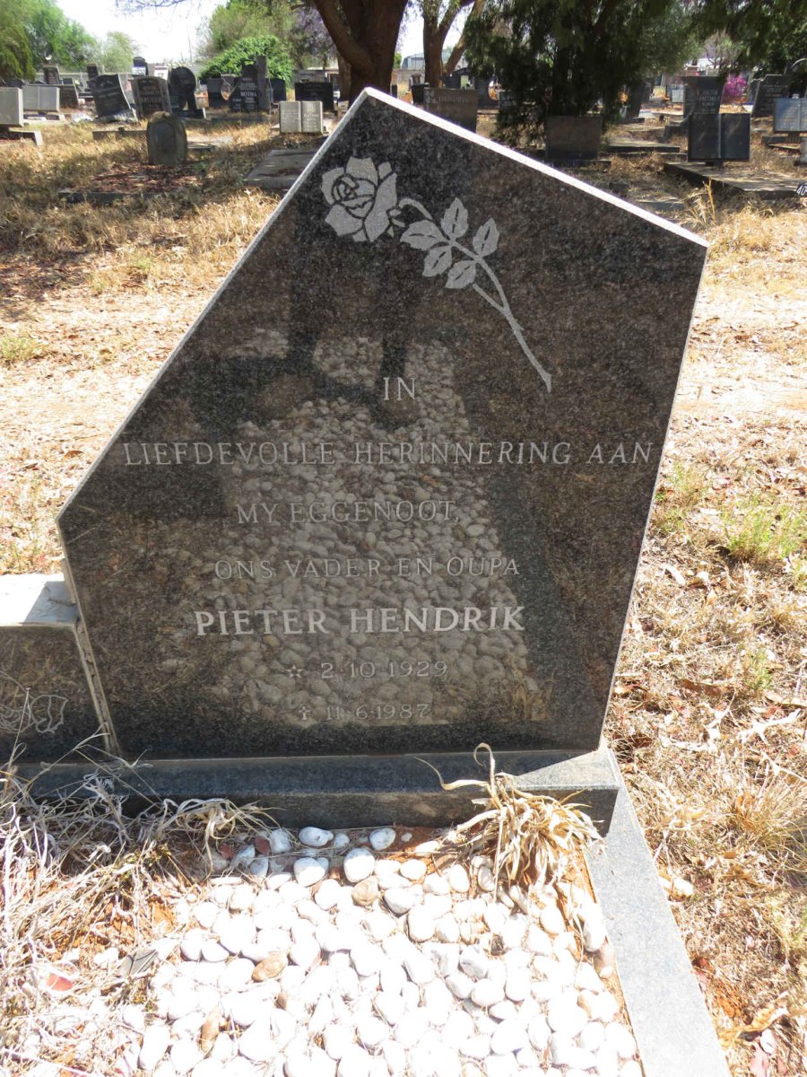 PRETORIUS Pieter Hendrik 1929-1987 & Hester Johanna Magdelene 1931-2016_3