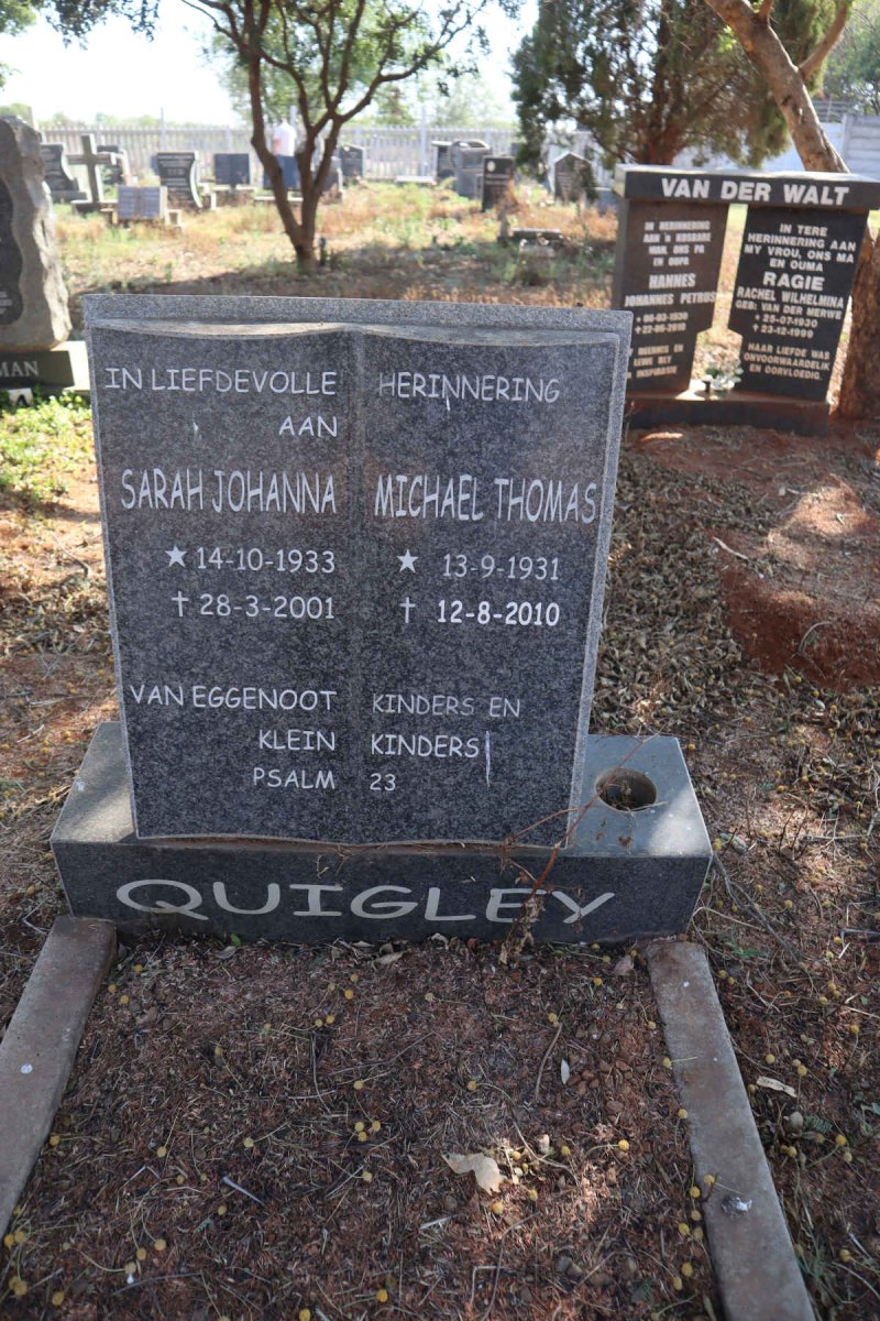 QUIGLEY Michael Thomas 1931-2010 & Sarah Johanna 1933-2001