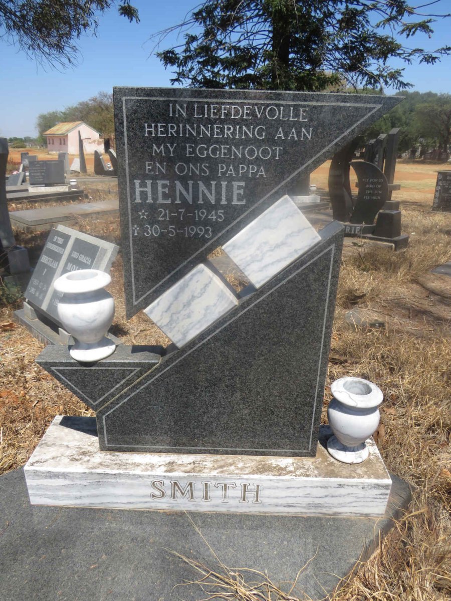 SMITH Hennie 1945-1993