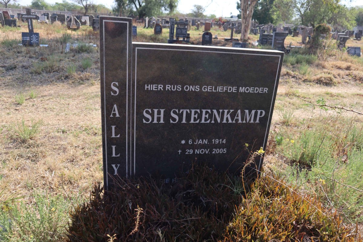 STEENKAMP S.H 1914-2005