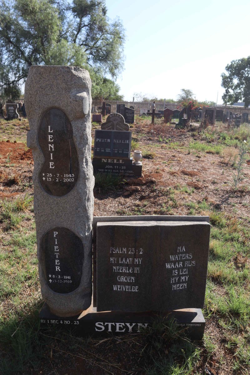 STEYN Pieter 1941-2010 & Lenie 1943-2002