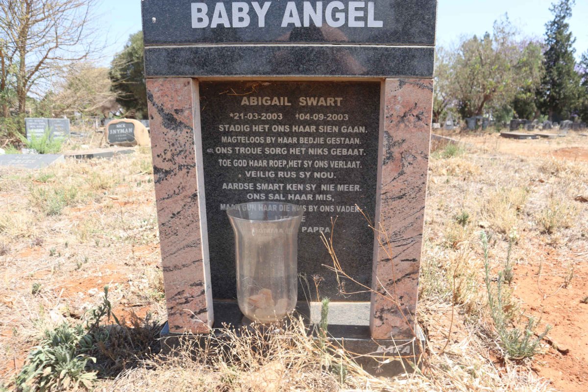 SWART Abigail 2003-2003