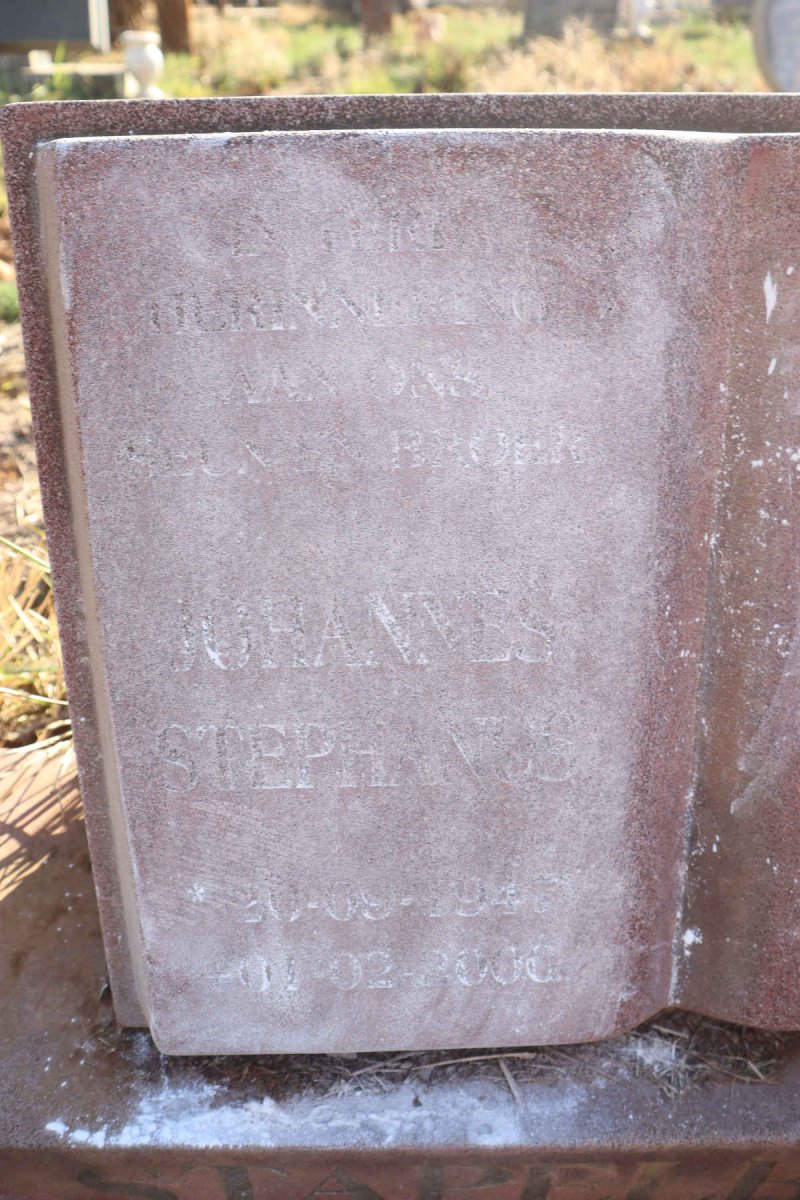 STAPELBERG Johannes Stephanus 1947-2000_2