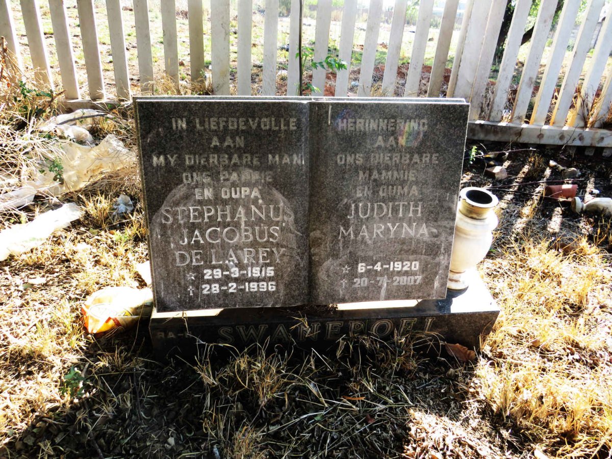 SWANEPOEL Stephanus Jacobus De la Rey 1915-1996 & Judith Maryna 1920-2007