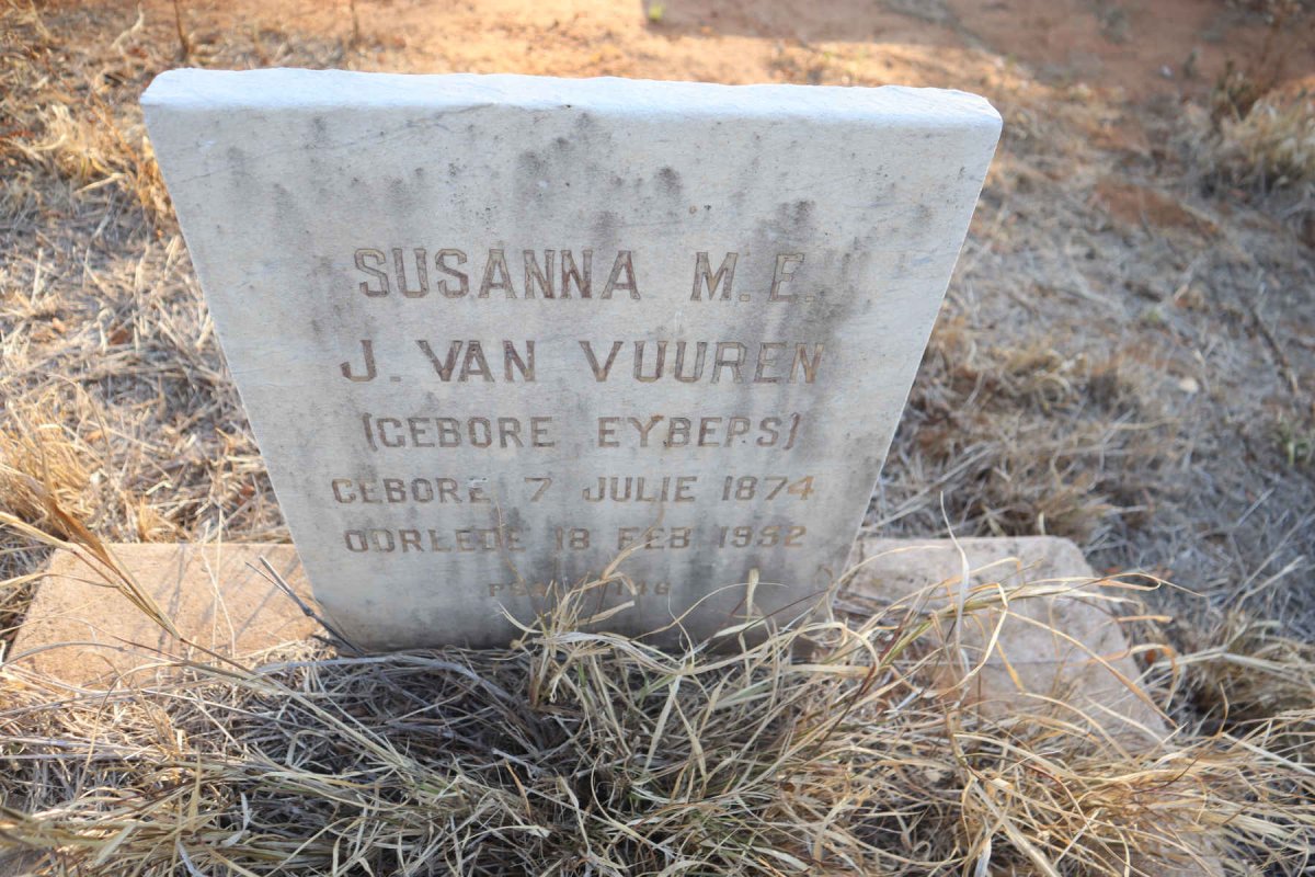VUUREN Susanna M.E., J. van nee EYBERS 1874-1952