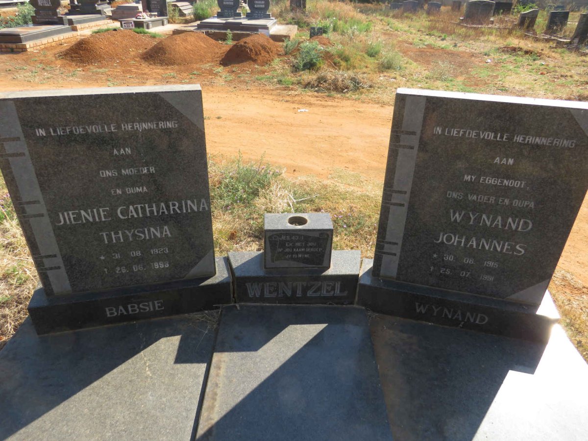 WENTZEL Wynand Johannes 1915-1991 & Jienie Catharina Thysina 1923-1998
