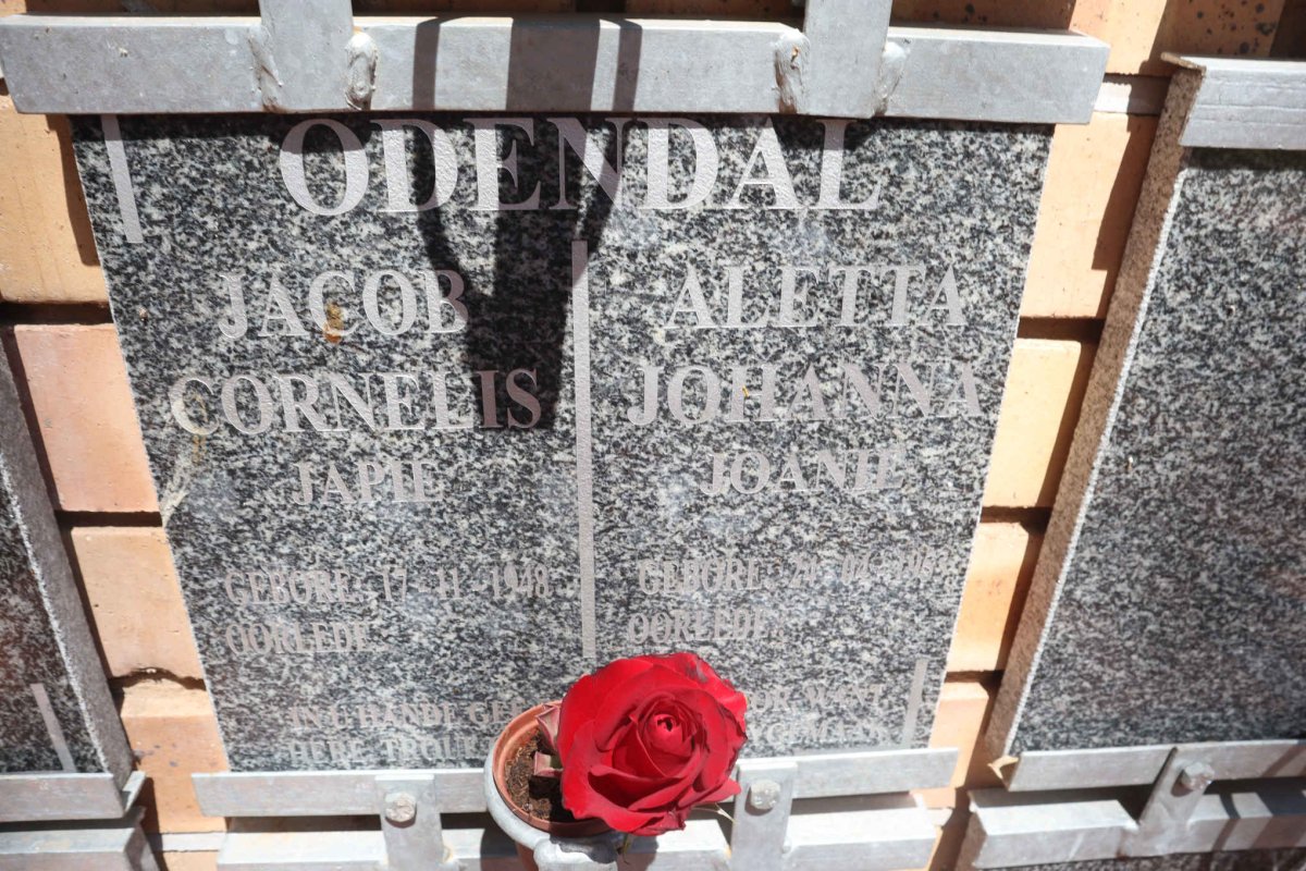 ODENDAL Jacob Cornelis 1948- &amp; Aletta Johanna 1953-