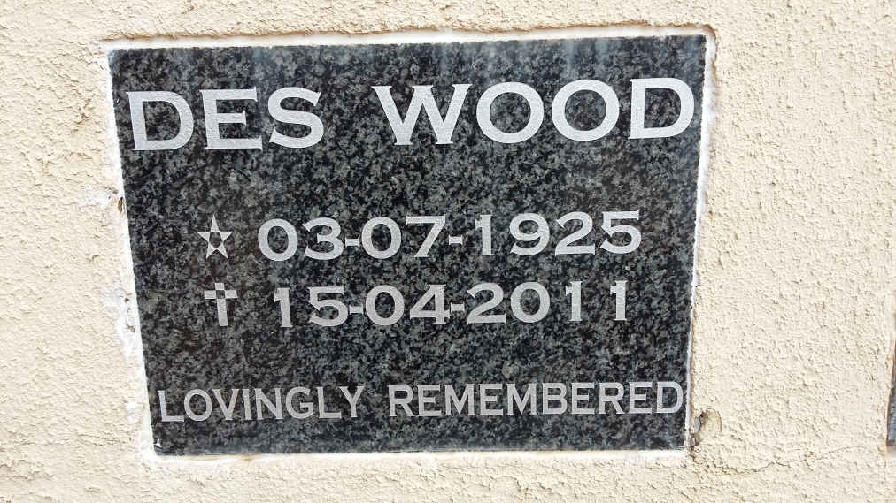 WOOD Des 1925-2011