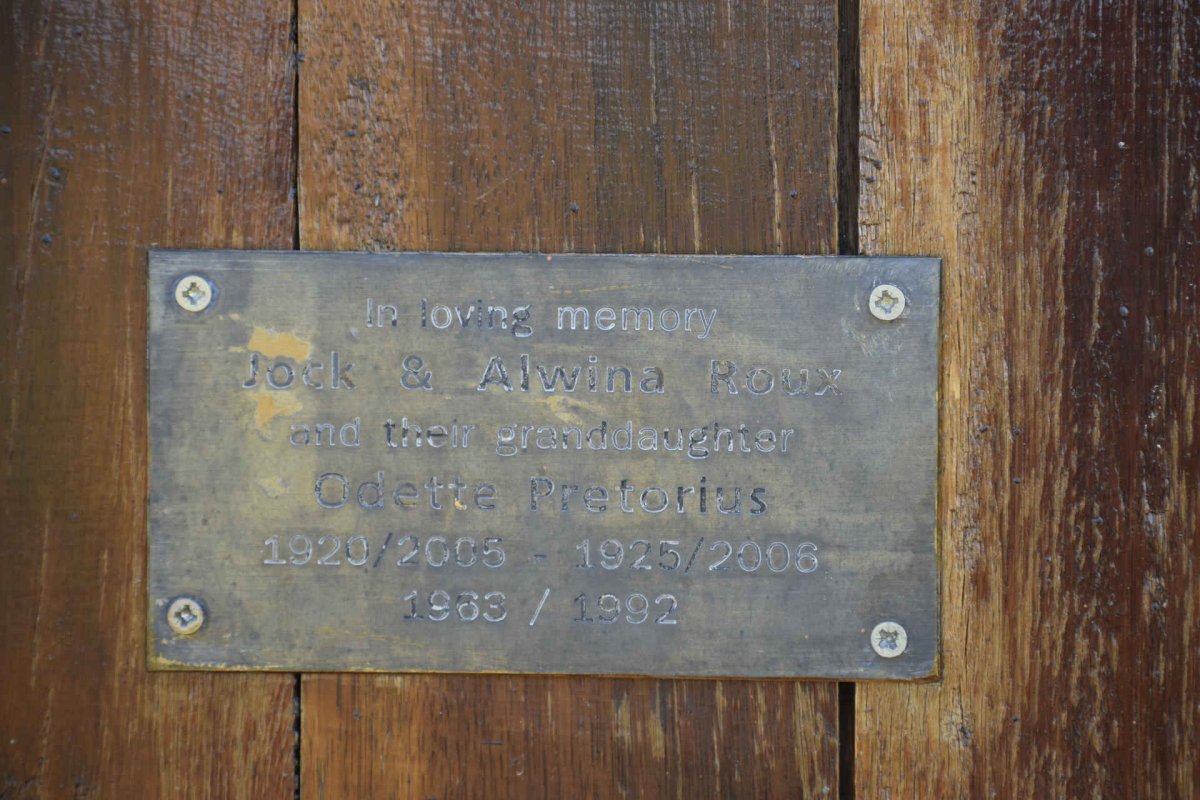 ROUX Jock 1920-2005 &amp; Alwina 1925-2006 :: PRETORIUS Odette 1963-1992