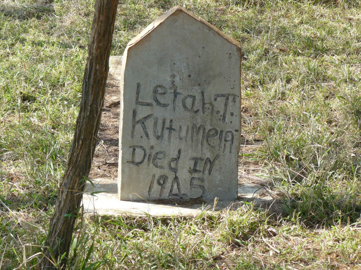 KUTUMELA Letah T. -1945