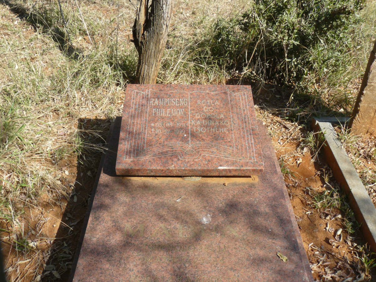 RAMPUSENG Philemon 1914-1999