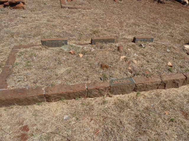 JACOBS Paul Jacobus 1925-1935 :: JACOBS Lourens Martiens 1927-1930 :: OOSTHUIZEN Elizabetha 1929-