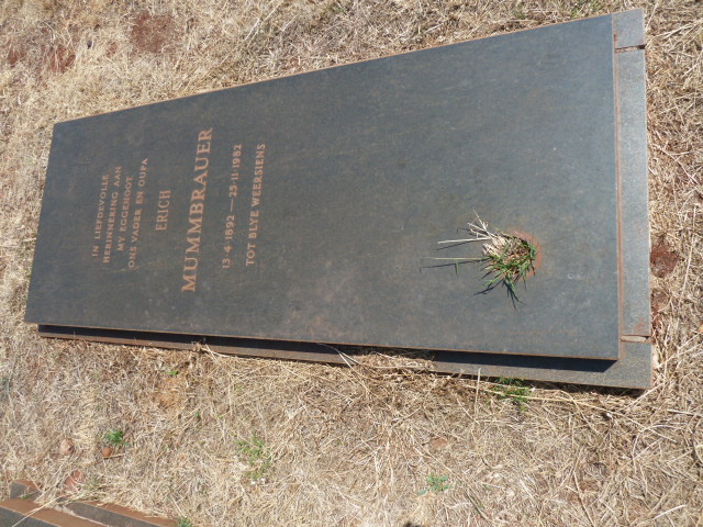 MUMMBRAUER Erich 1892-1982
