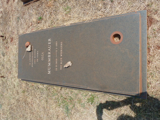 MUMMBRAUER Olga 1908-1993