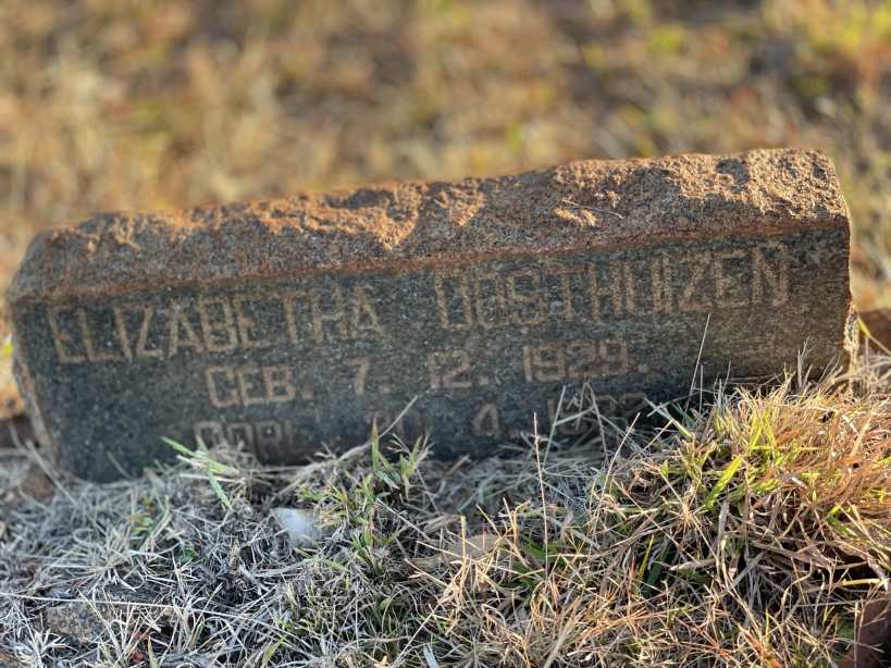 OOSTHUIZEN Elizabetha 1929-19?2