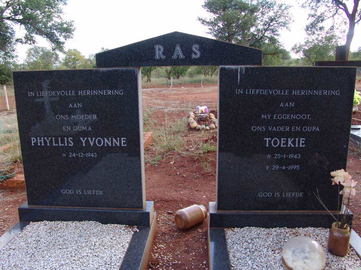 RAS Toekie 1943-1995 &amp; Phyllis Yvonne 1943-