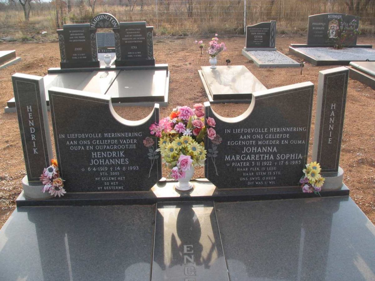 ENGELBRECHT Hendrik Johannes 1919-1993 &amp; Johanna Margaretha Sophia PIATER 1922-1985