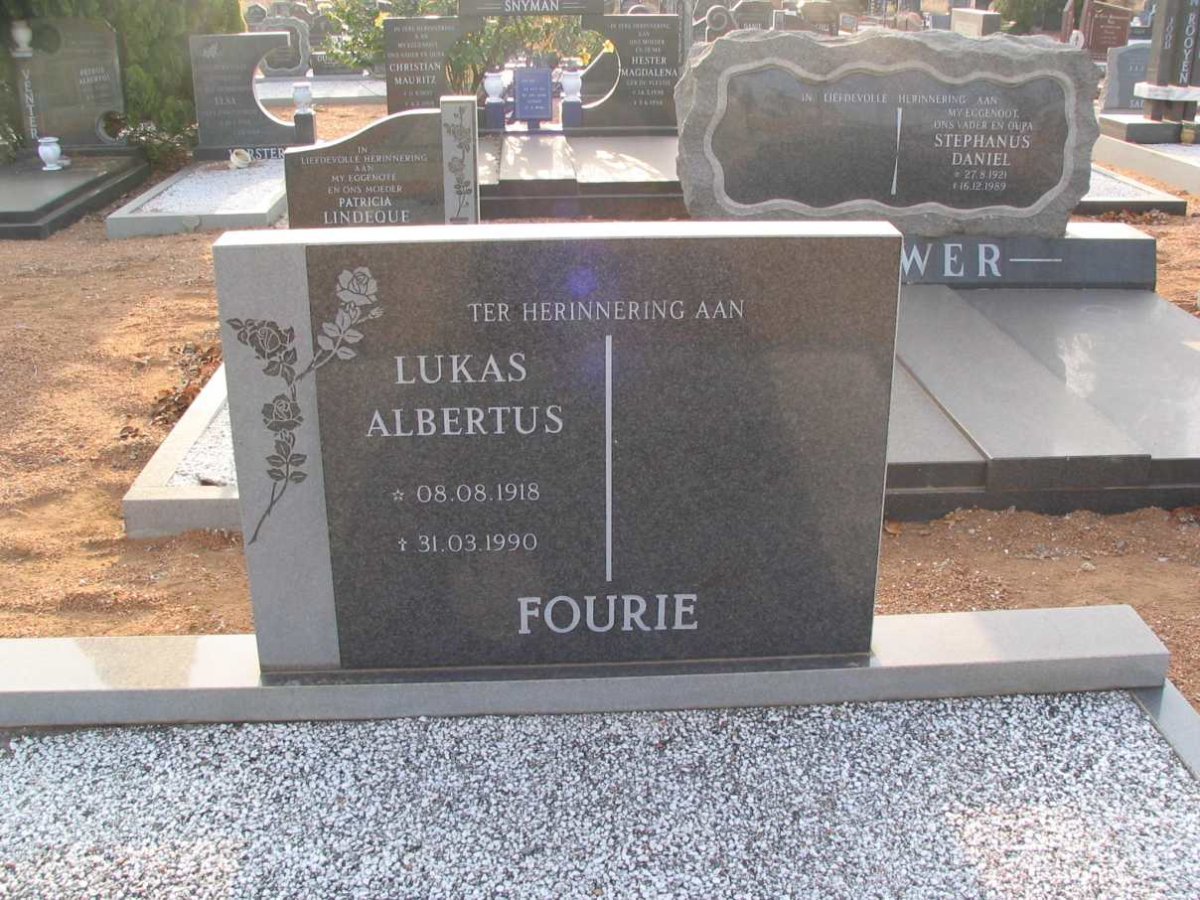 FOURIE Lukas Albertus 1918-1990