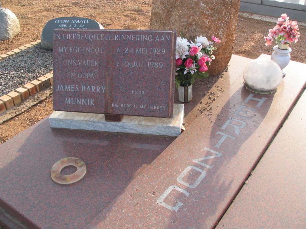 HERTZOG James Barry Munnik 1929-1989