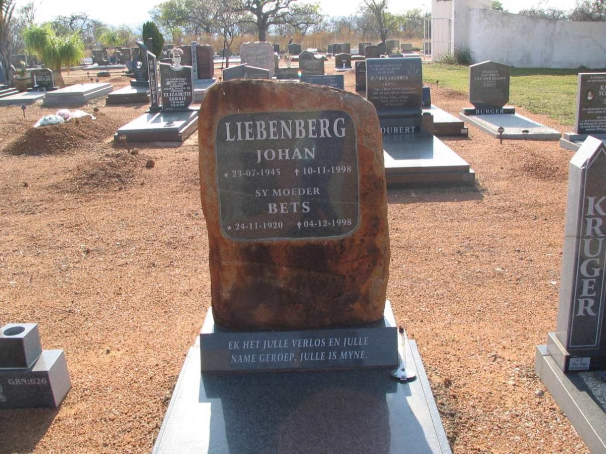 LIEBENBERG Johan 1945-1998 :: LIEBENBERG Bets 1920-1998