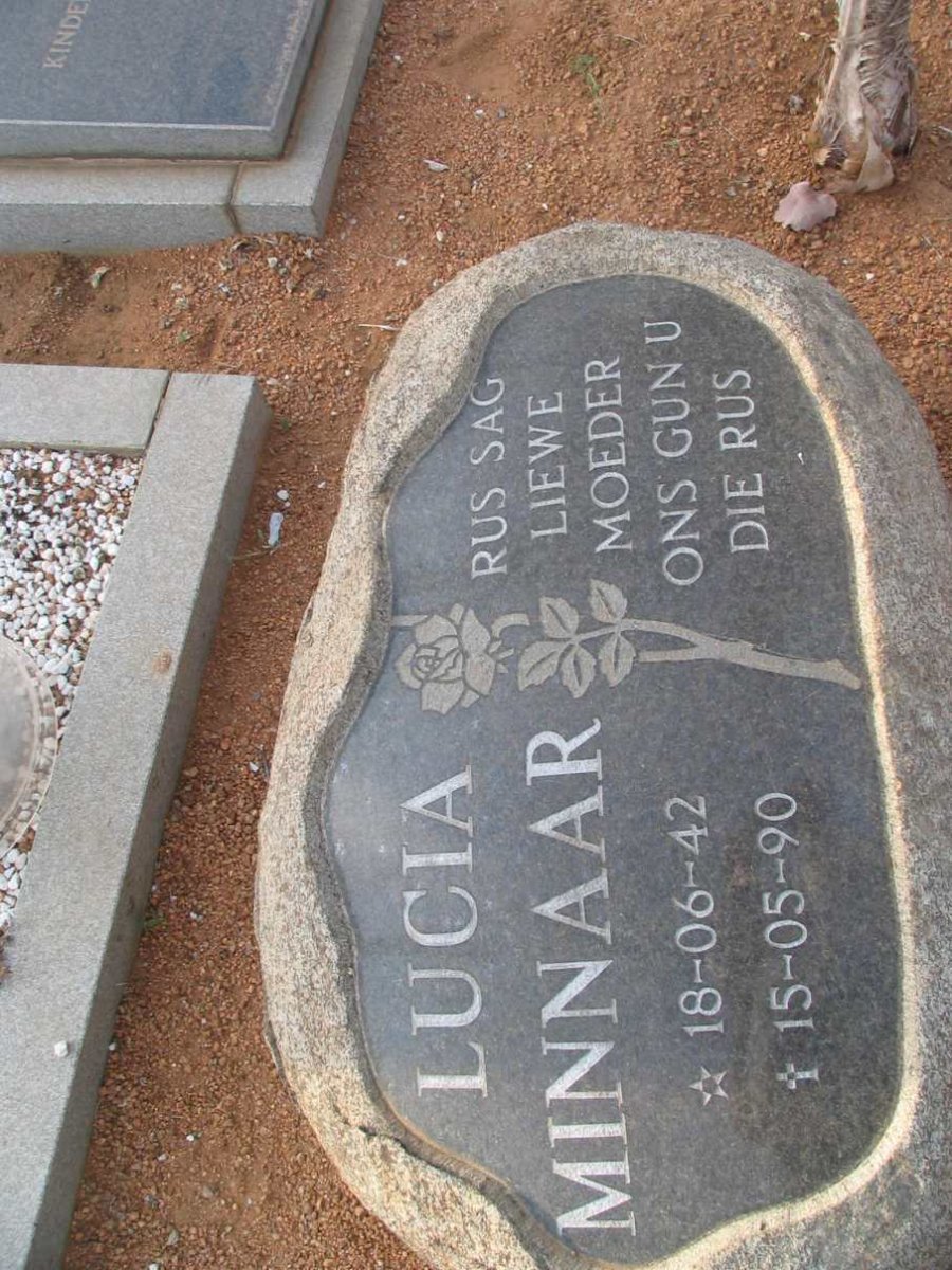 MINNAAR Lucia 1942-1990