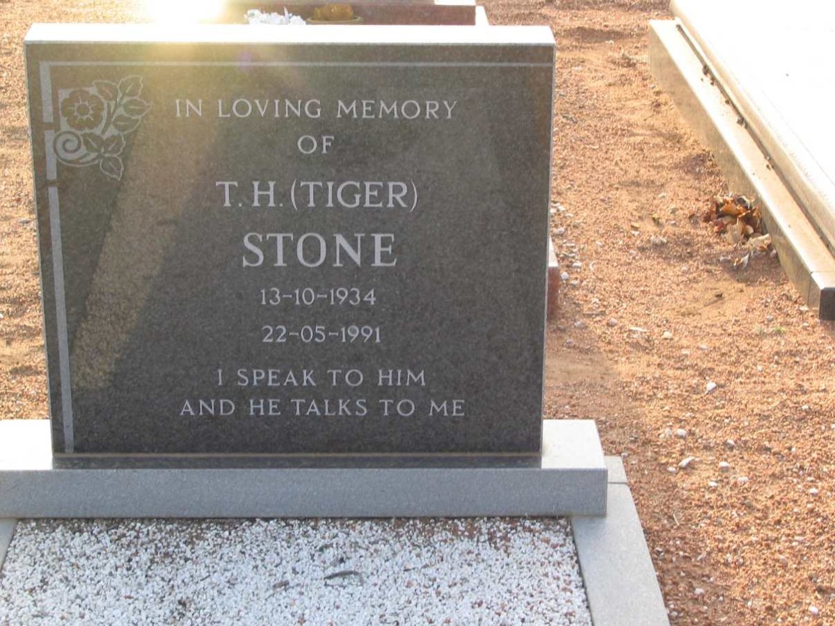 STONE T.H. 1934-1991