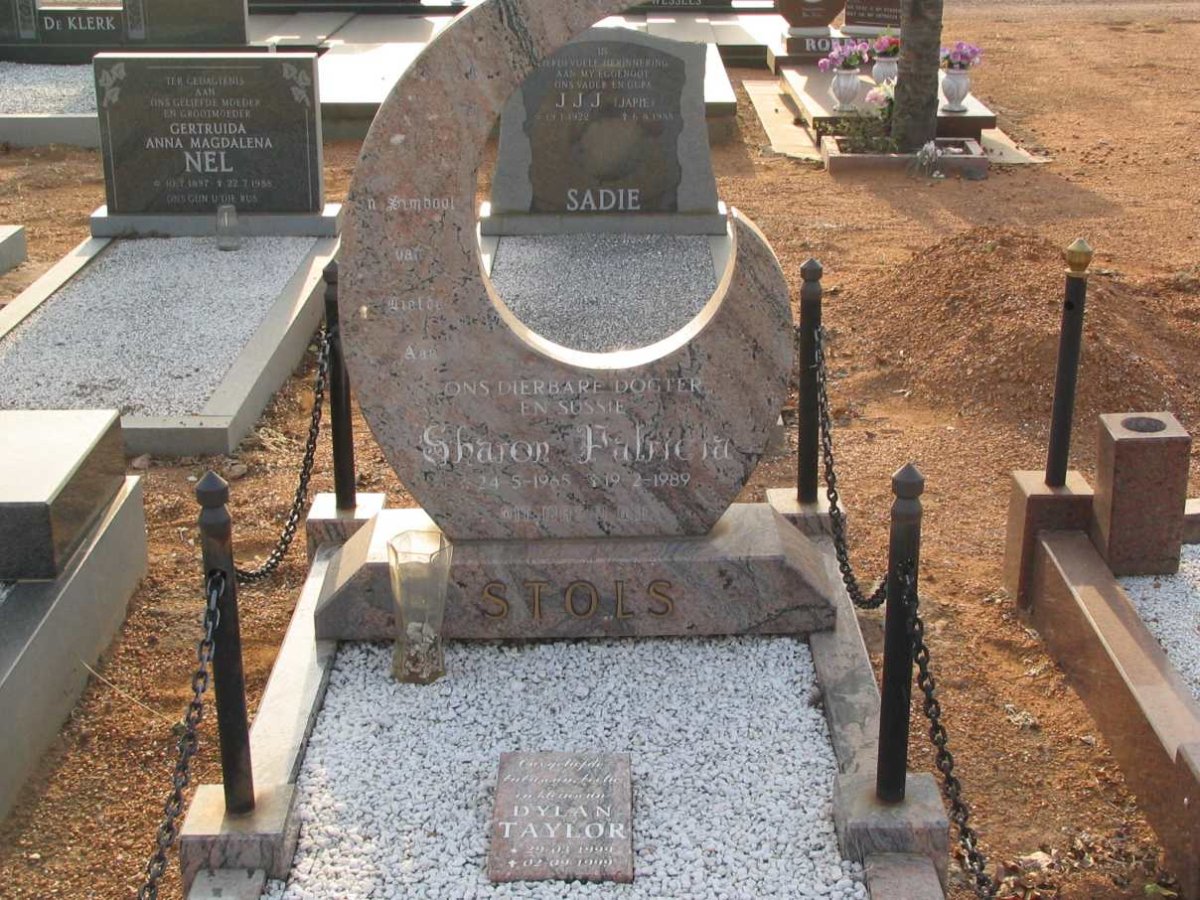 STOLS Sharom Patricia 1965-1989 :: TAYLOR Dylan 1999-1999