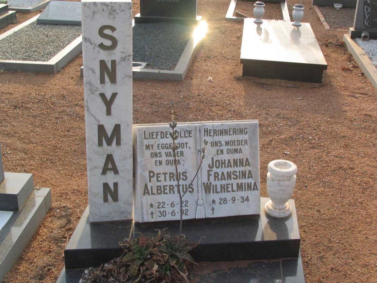 SNYMAN Petrus Albertus 1922-1992 &amp; Johanna Fransina Wilhelmina 1934- [34-]