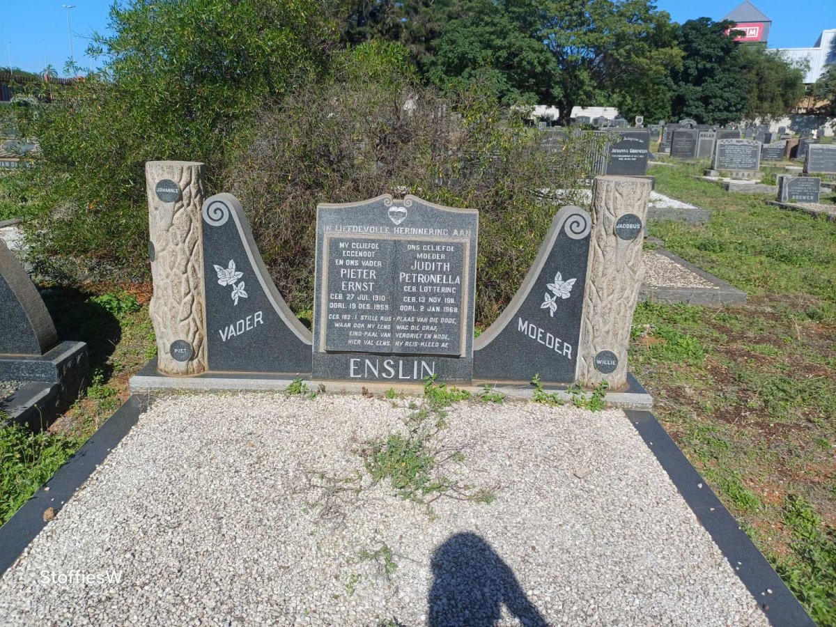 ENSLIN Pieter Ernst 1910-1959 & Judith Petronella LOTTERING 1911-1968