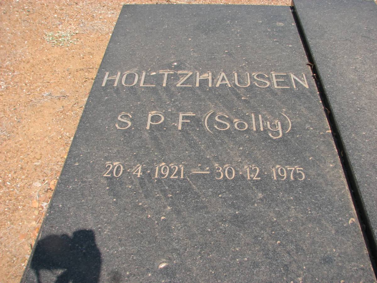 HOLTZHAUSEN S.P.F. 1921-1975